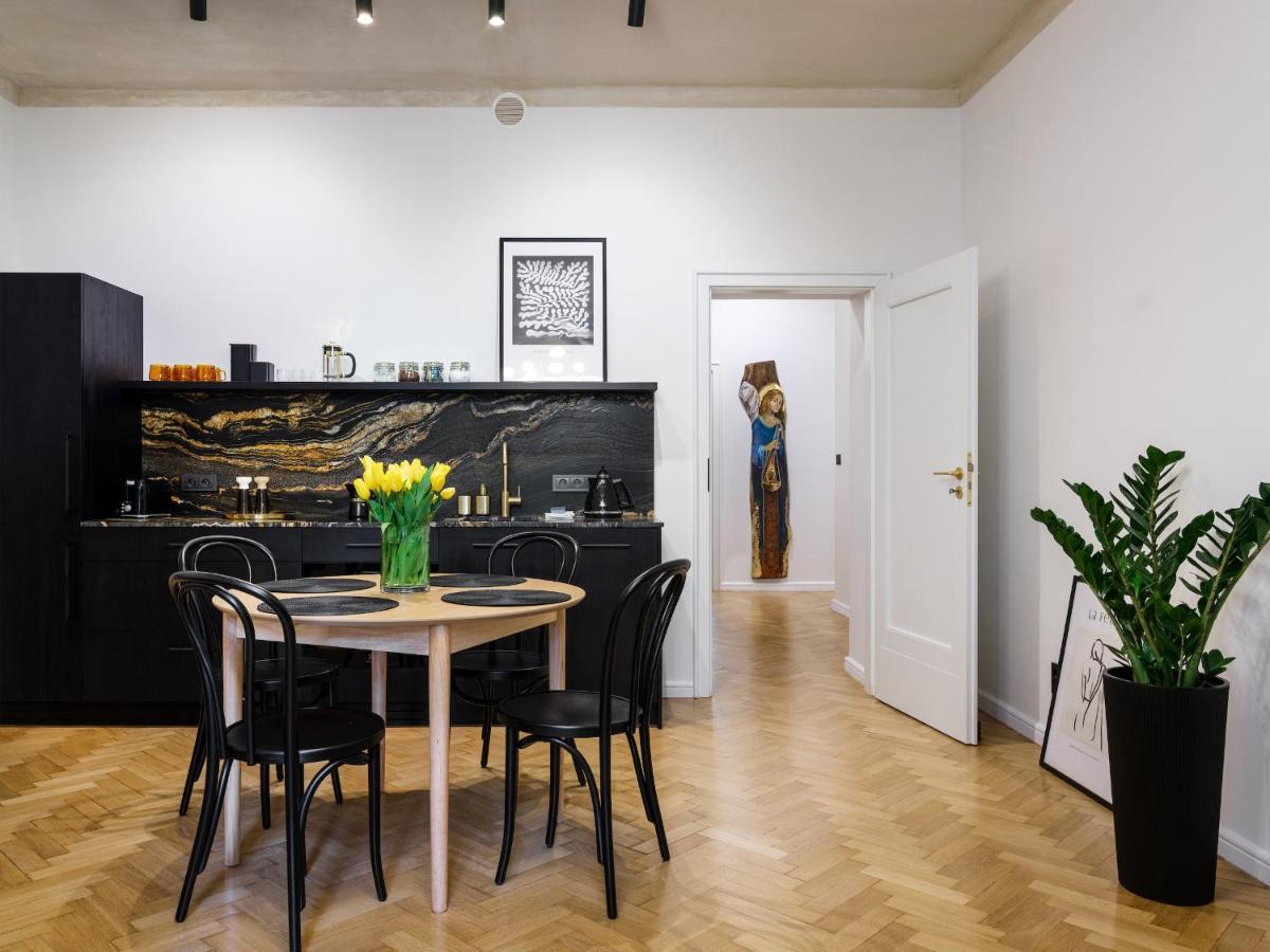 Tyzenhauz Grand Apartaments Kraków Exteriör bild